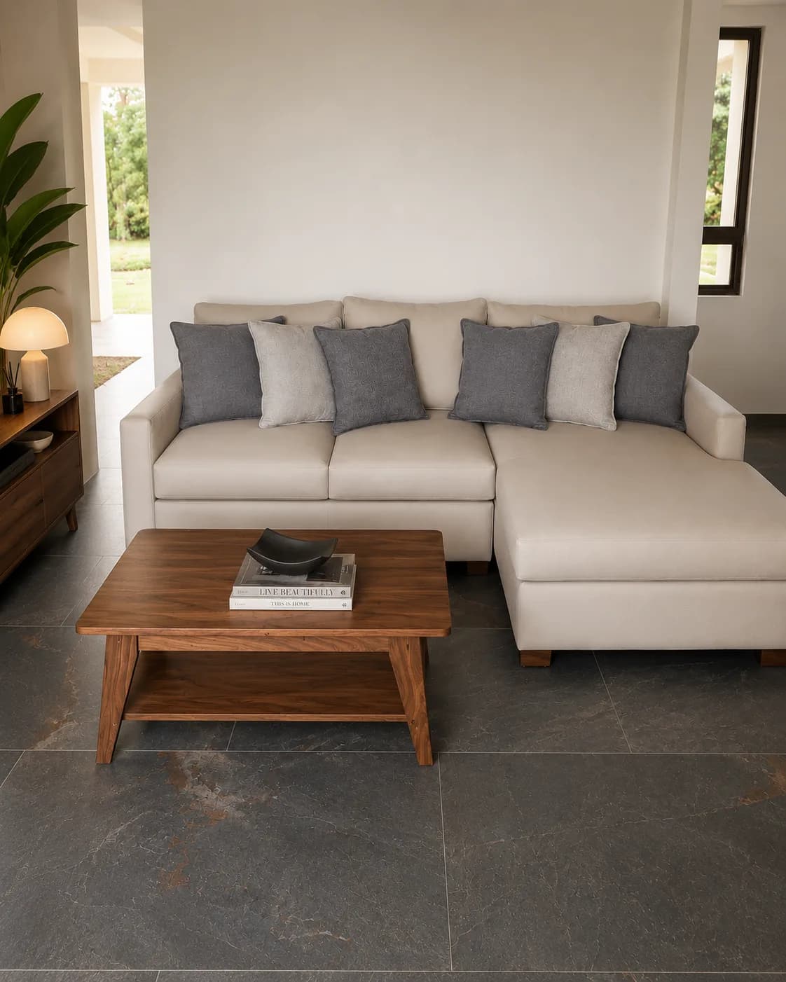 Curated, fully furnished interior by Surí — warm neutral palette and natural materials (view 4)